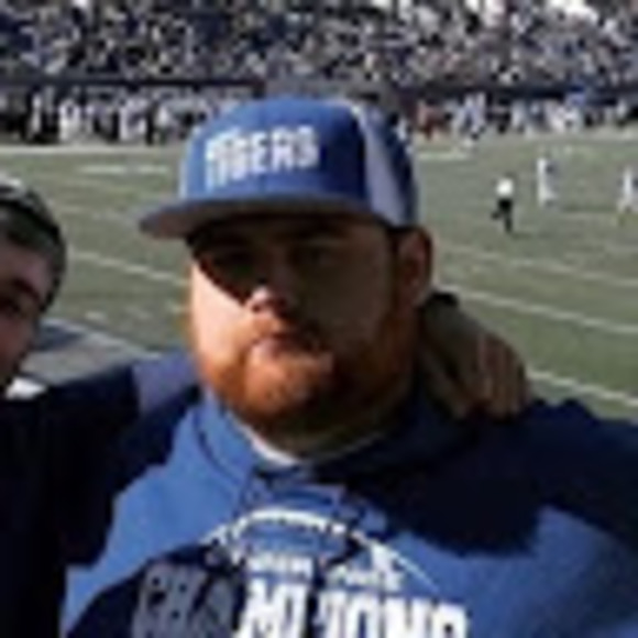 Meet your Posher, Brandon - Picture 1 of 1